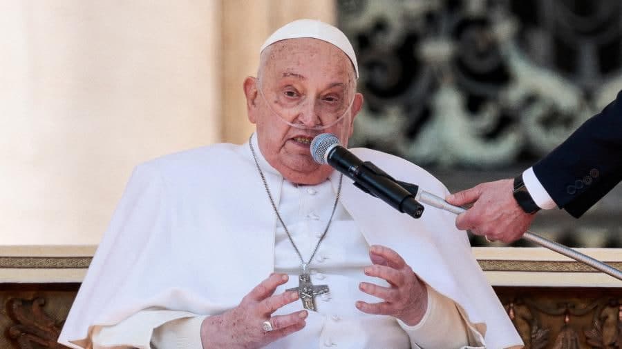 وەسیێتی پاپا فرانسیس ئاشکرا دەکرێت