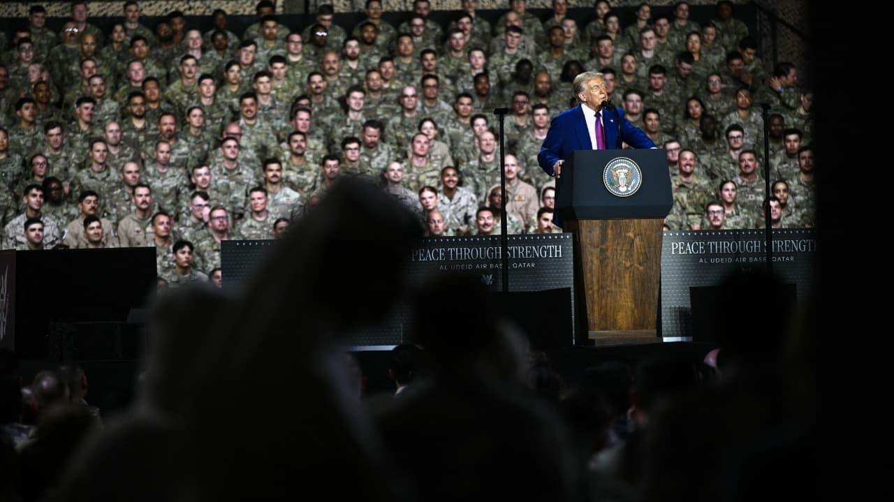 ترەمپ وردەکاریی گەشتە نهێنییەکەی بۆ عێراق باس دەکات .. "ژیانم لە مەترسیی دابوو"