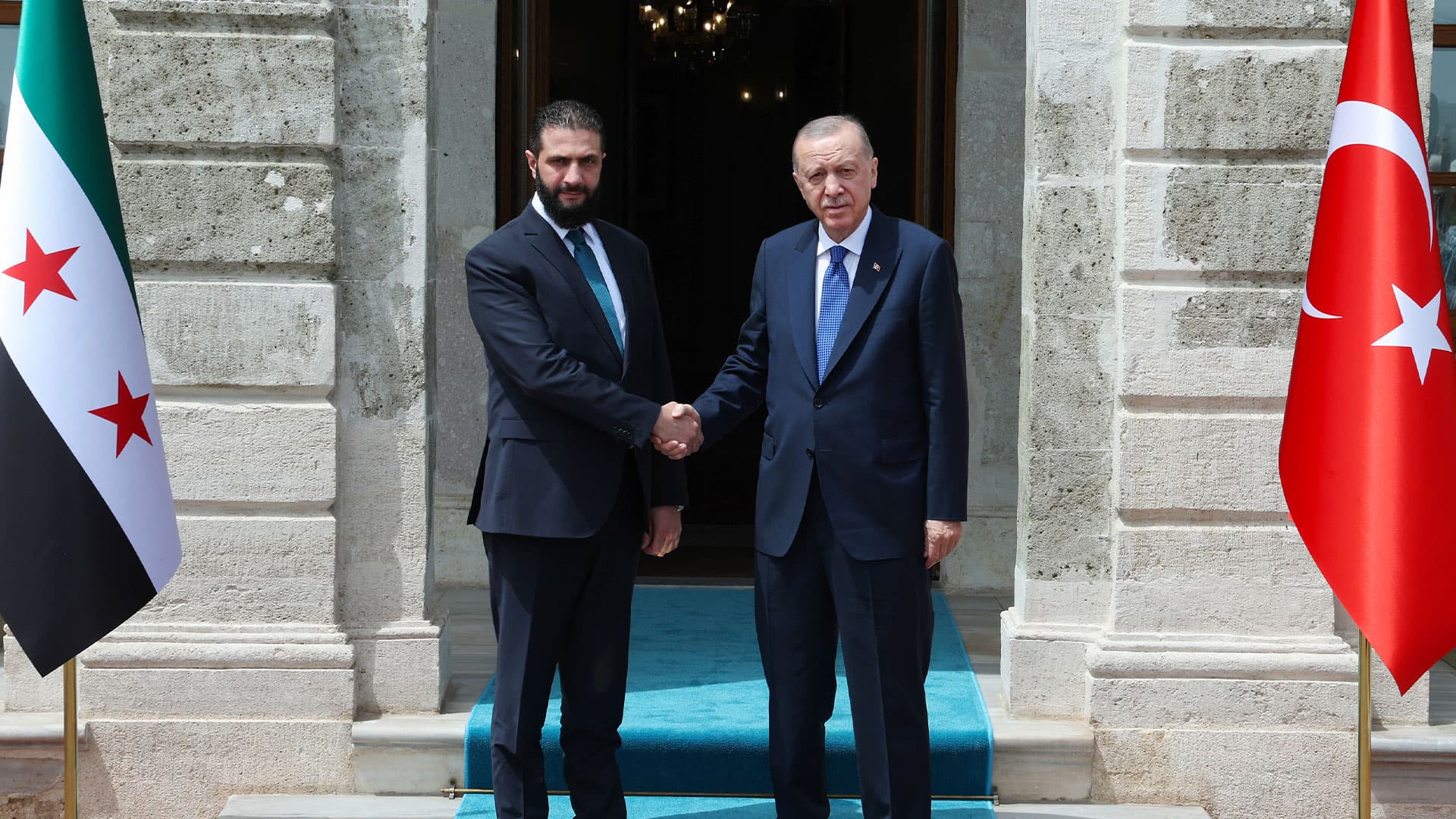 ئەردۆغان و ئەحمەد شەرع کۆدەبنەوە