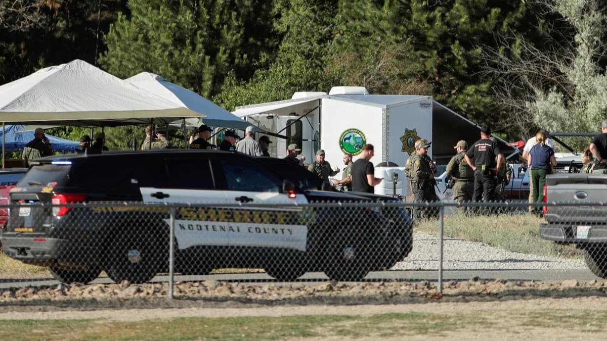 لە ئەمریکا تەقەکەرێک دوو پۆلیسی ئاگرکوژێنەرەوە دەکوژێت