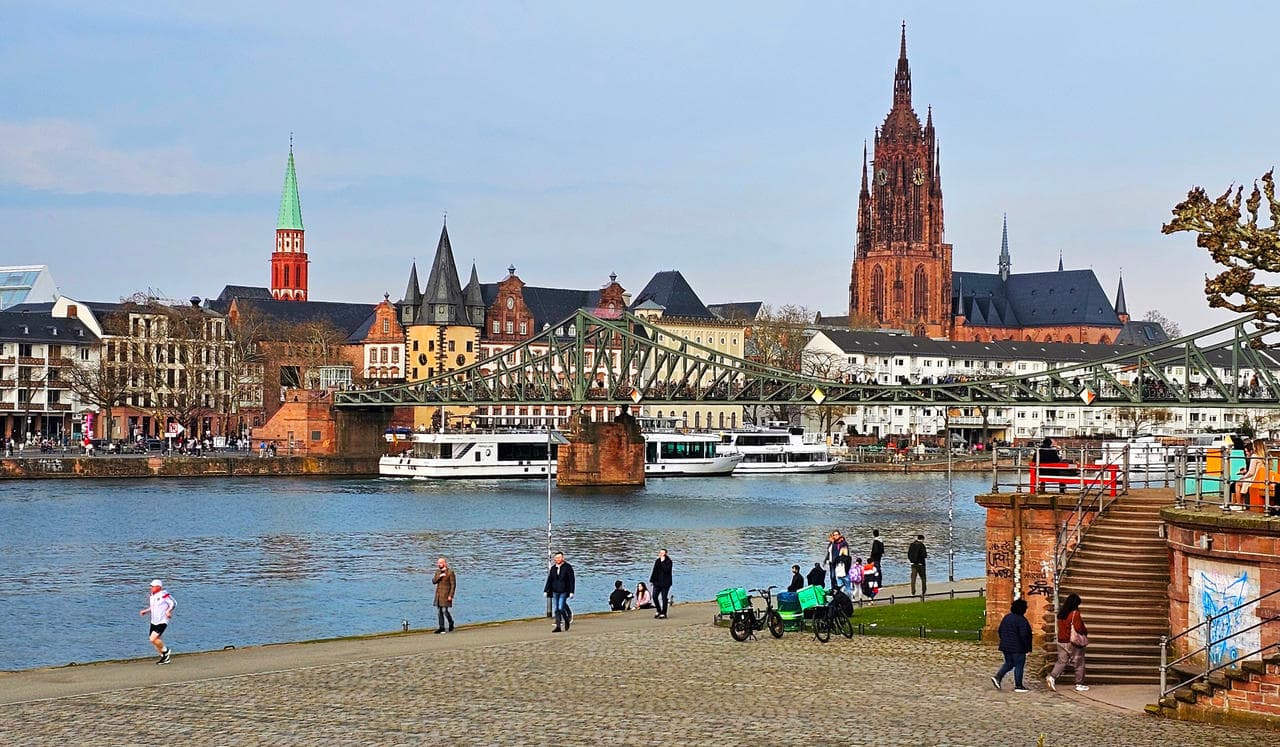 ئەڵمانیا هاووڵاتییەکی دانیمارکی بە تۆمەتی سیخوڕی بۆ ئێران دەستگیر دەکات