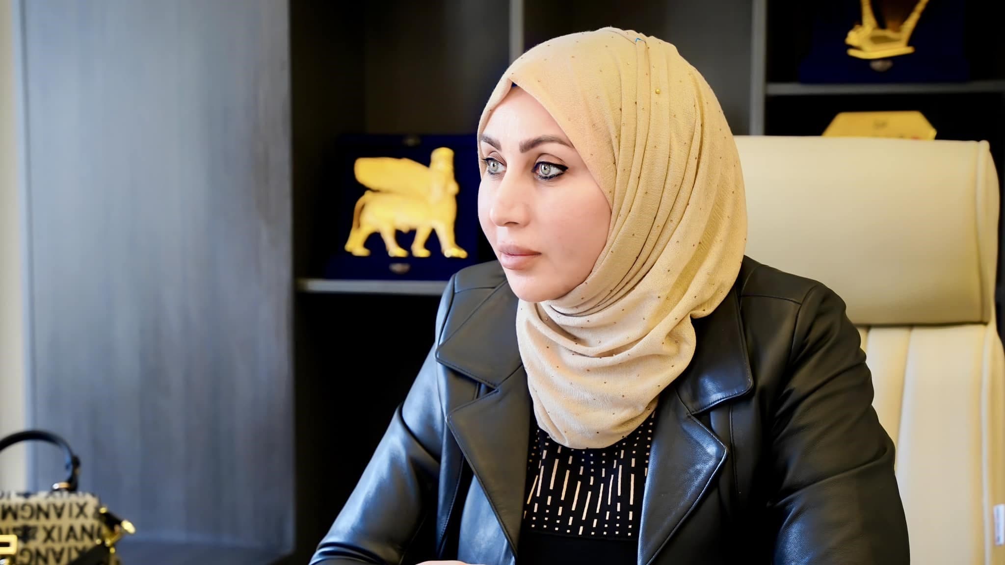 ژنە پەرلەمانتارێکی عێراق هەڕەشە لە بەڕێوەبەری ناحیەی عوزێم دەکات