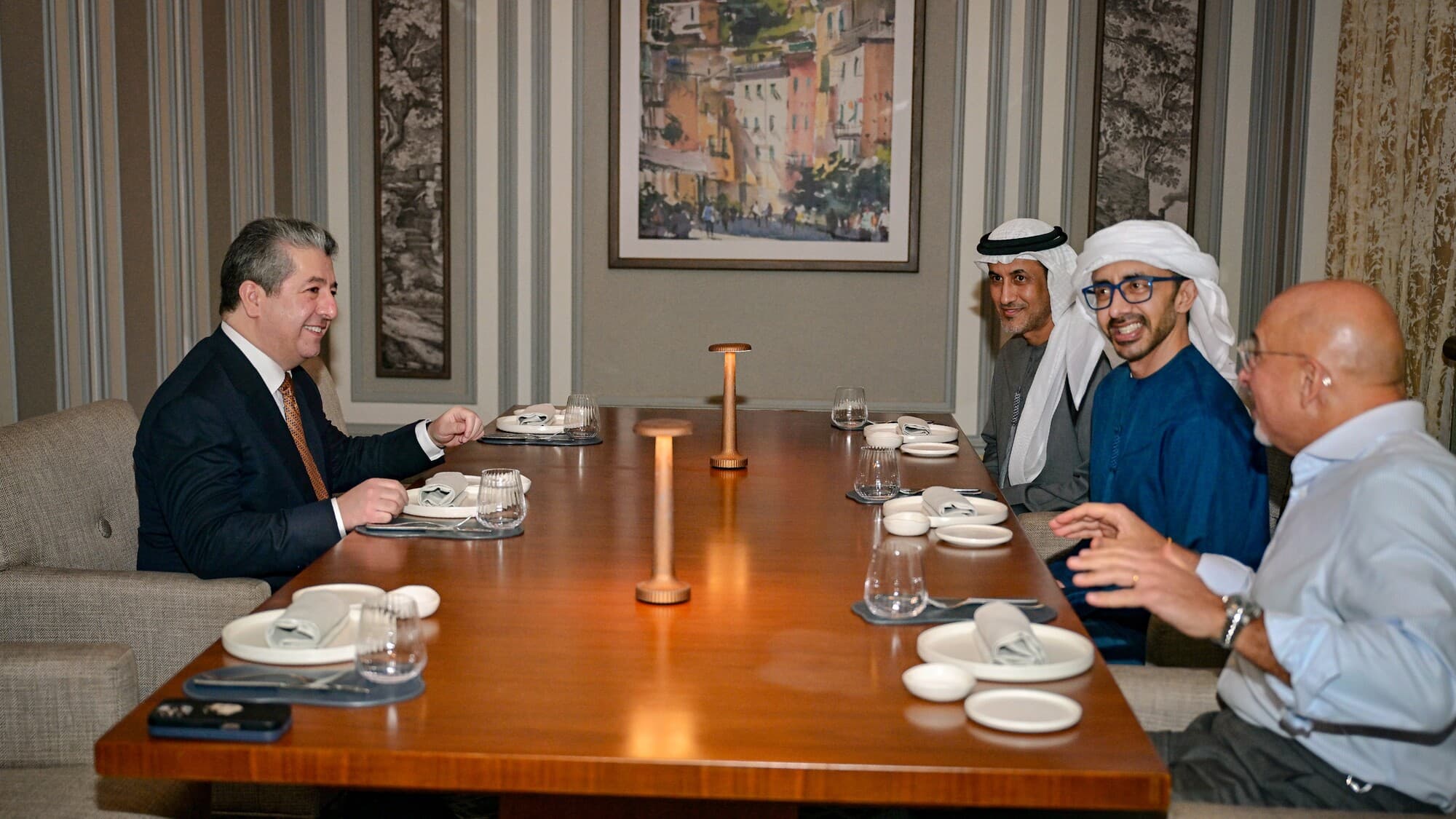 سەرۆکوەزیرانی کوردستان لەگەڵ وەزیری دەرەوەی ئیمارات تاوتوێی گۆڕانکارییەکانی ناوچەکە دەکەن