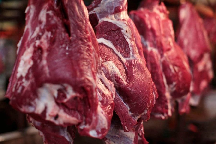وەزیری بازرگانی بۆ خەڵکی عێراق: گۆشت کەم بخۆن نرخەکەی دادەبەزێت