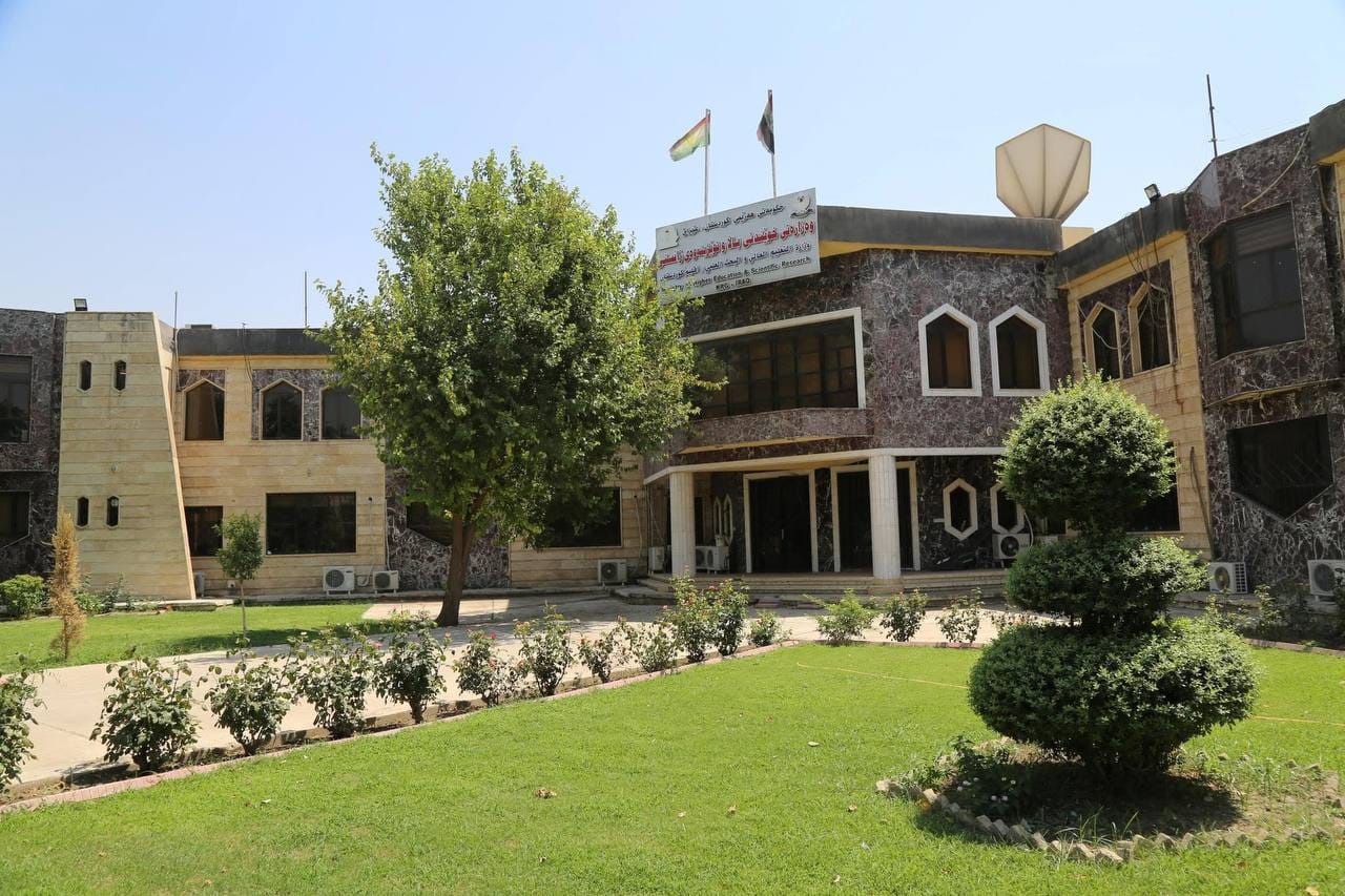 چین زەمالەی خوێندن بە هەرێمی کوردستان دەبەخشێت