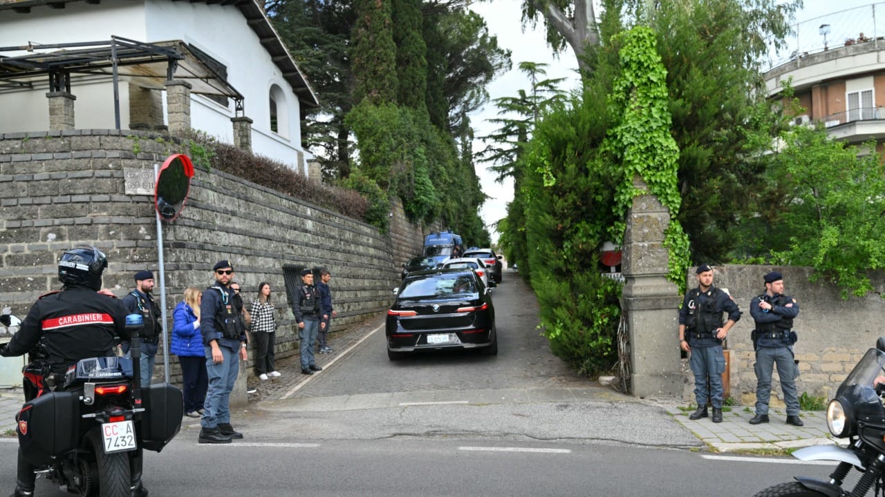 عێراق هەڵوێستی خۆی لەبارەی دانوستانەکانی ئەمریکا و ئێران دەردەبڕێت