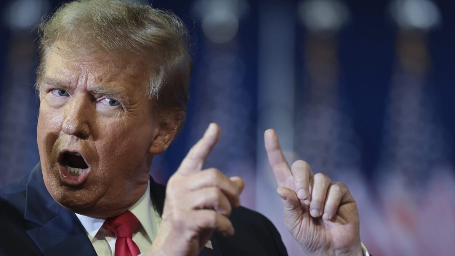 ترەمپ: ئامادەم لەگەڵ خامنەیی کۆببمەوە