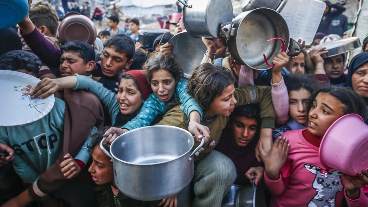 ئاکسیۆس: ئەمریکا و ئیسرائیل لە ڕێککەوتنی گەیاندنی هاوکاری بۆ غەززە نزیکن