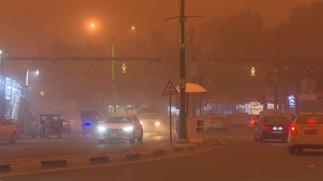 شەپۆلێکی چڕی خۆڵبارین عێراق و هەرێمی کوردستانی گرتووەتەوە