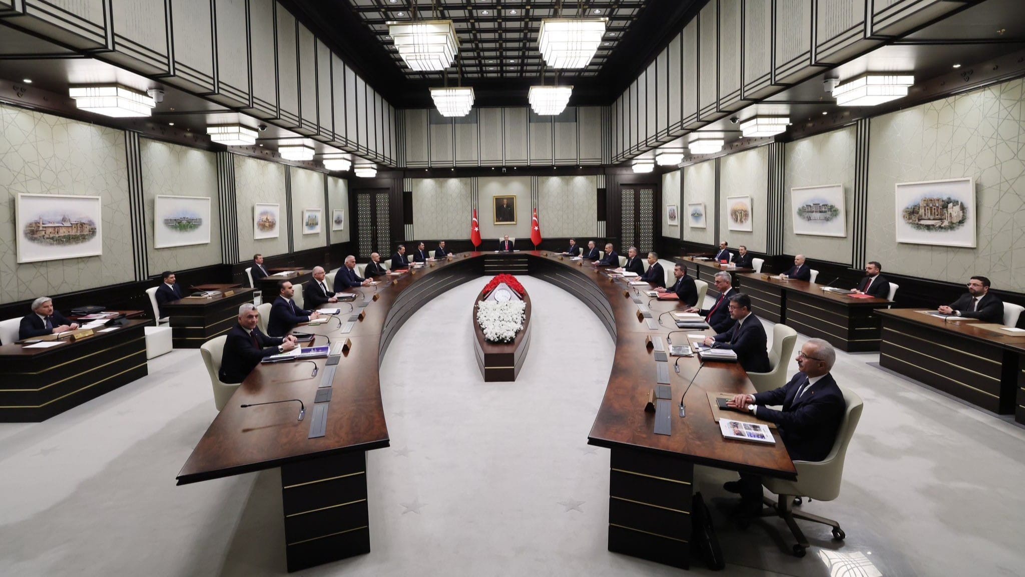 سەرۆکایەتی تورکیا لەبارەی چەکدانان و خۆهەڵوەشاندنەوەی پەکەکە کۆدەبێتەوە