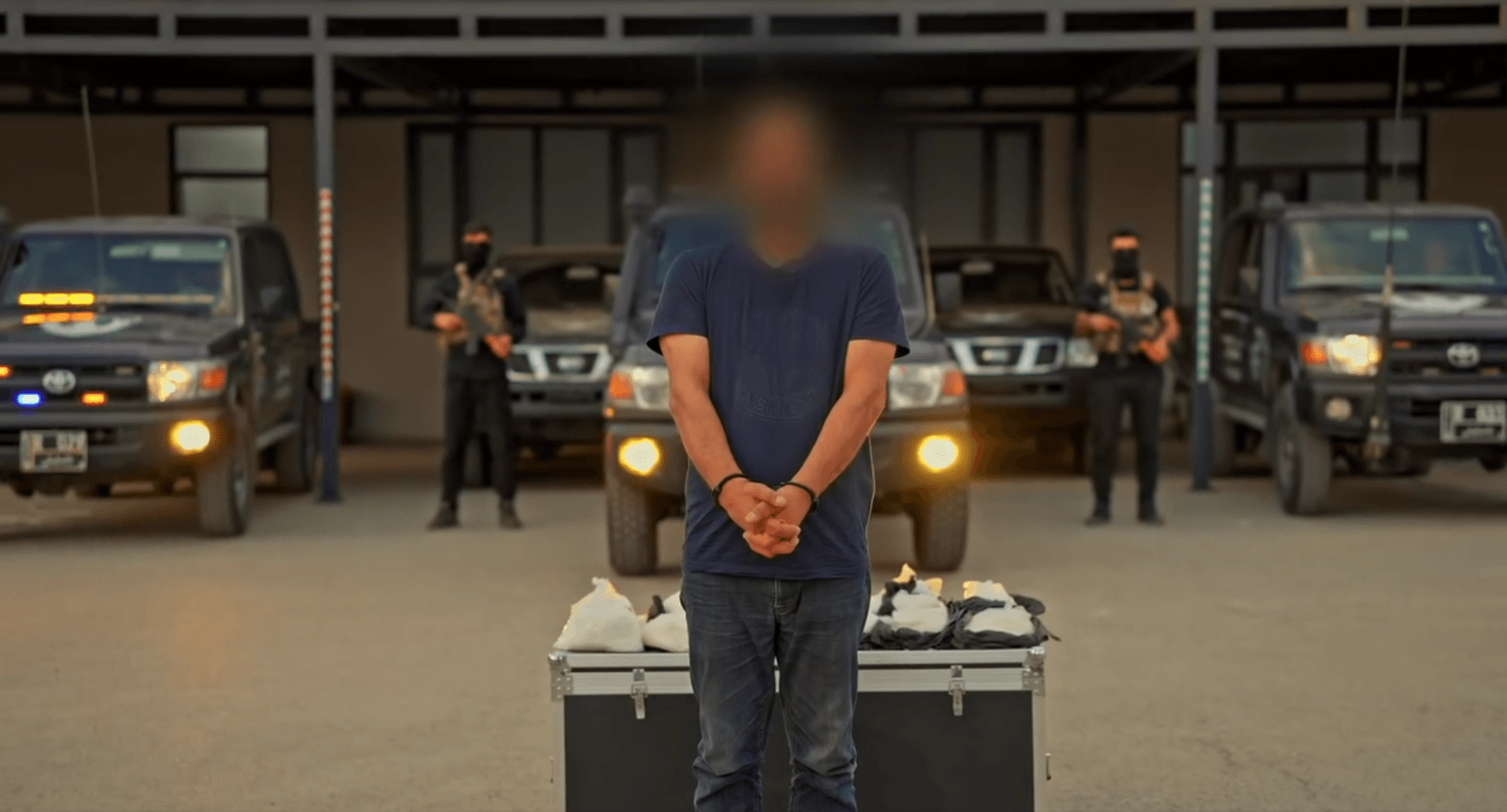 لە ڕاپەڕین سێ بازرگانی ماددەی هۆشبەر بە 12 كیلۆگرام كریستاڵەوە دەستگیر دەكرێن