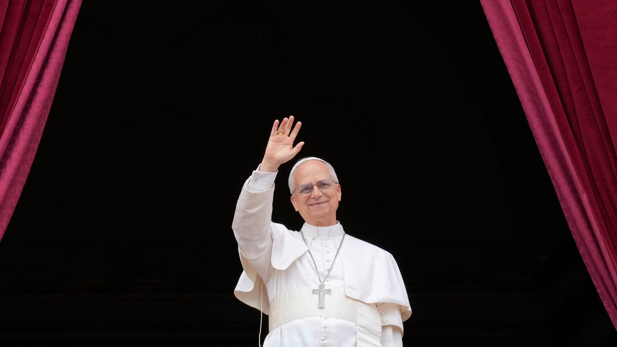 پاپا لیۆ لەگەڵ سەرۆکی ئۆکراینا کۆدەبێتەوە