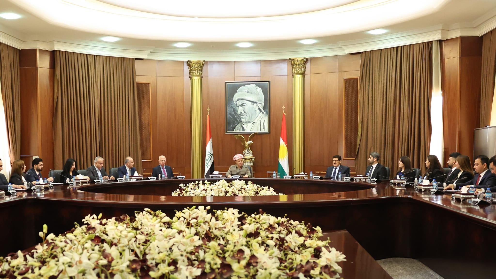 سەرۆك بارزانی لەگەڵ ستافی نوێی مەكتەبی سكرتاریەتی یەكێتیی قوتابیان و لاوان كۆبووەوە