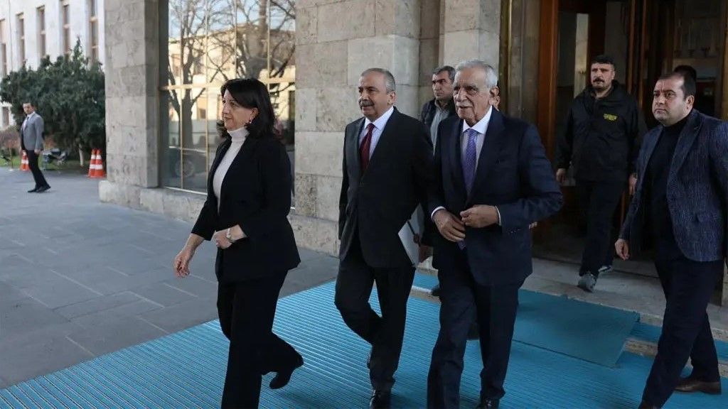 شاندی دەم پارتی لەگەڵ  ئاکپارتی کۆدەبێتەوە