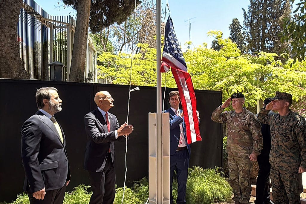 ترەمپ سووریا وەک دەوڵەتێک دەناسێنێت کە چیتر پاڵپشتی تیرۆر ناکات