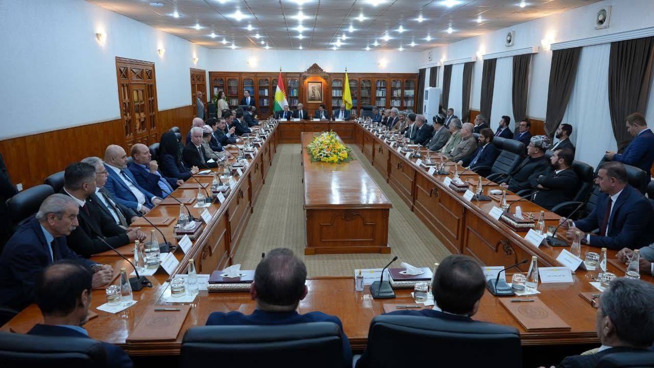 سێ لایەنی بەشداربووی کۆبوونەوەی پیرمام: باسی وەرگرتنی مووچە بە قەرز نەکراوە