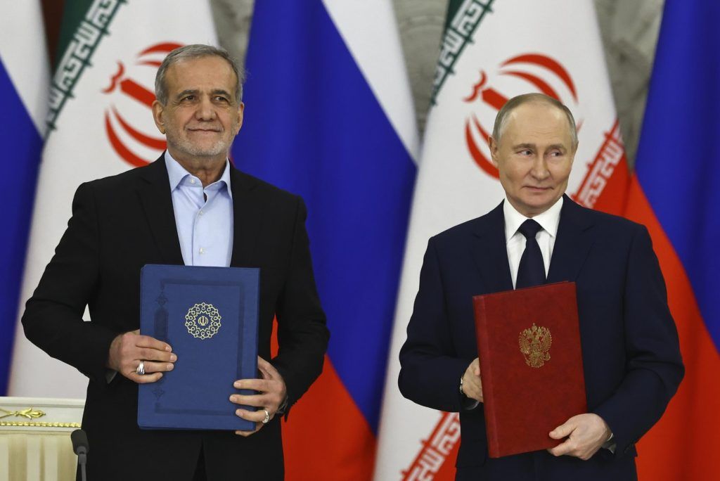کرێملین: پووتین ئامادەیە چارەسەرێک بۆ بەرنامە ئەتۆمییەکانی ئێران بدۆزێتەوە