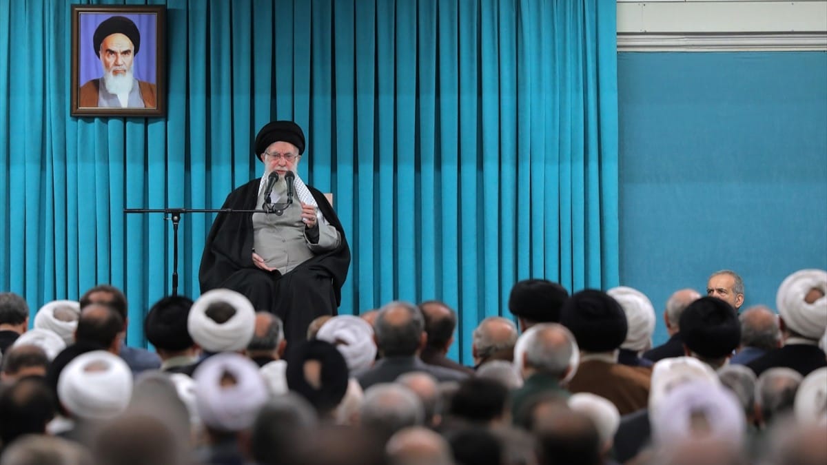 خامنەیی لێخۆشبوون بۆ زیاتر لە هەزار زیندانی دەردەکات