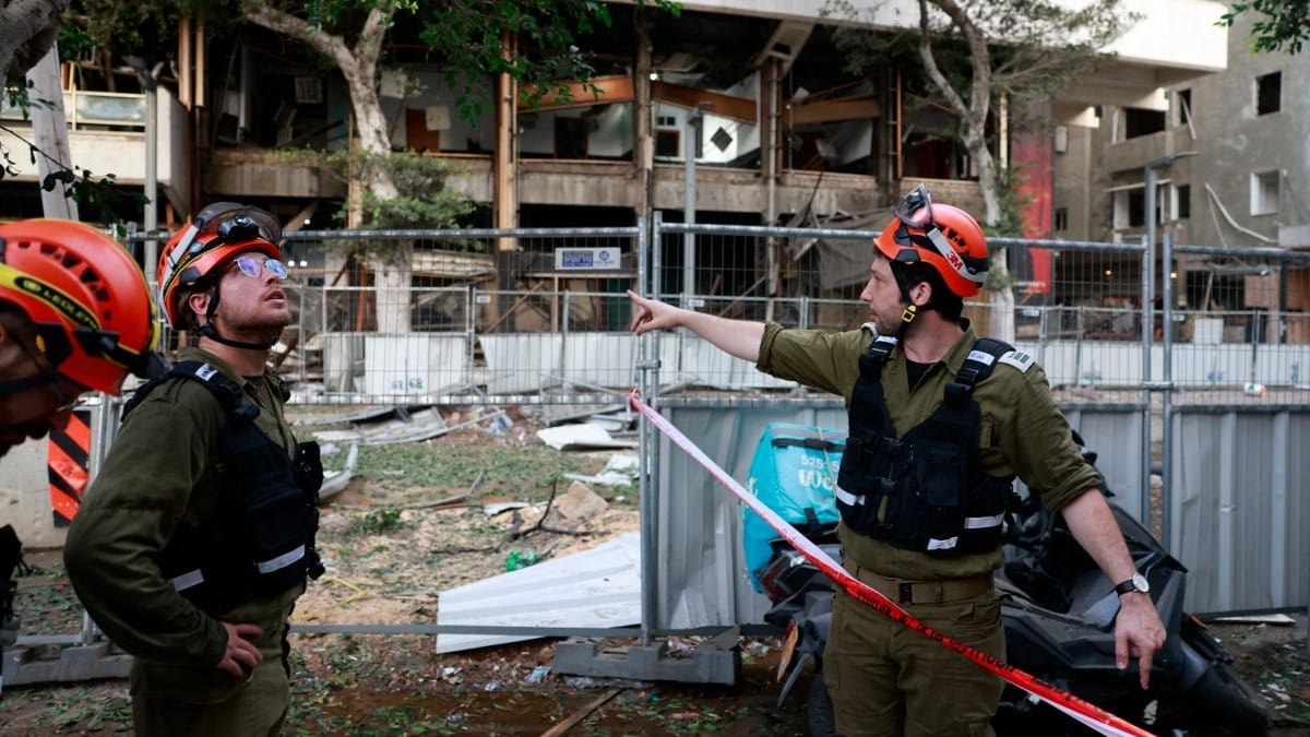 مووشەکێکی ئێرانی لە نزیک باڵیۆزخانەی ئەمریکا لە تەلئەبیب کەوتە خوارەوە