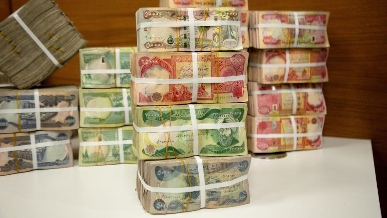 ژمارەیەک "ڕێکخراوی نێودەوڵەتی" داوا دەکەن مووچەی فەرمانبەرانی کوردستان بەبێ مەرج دابەش بکرێت