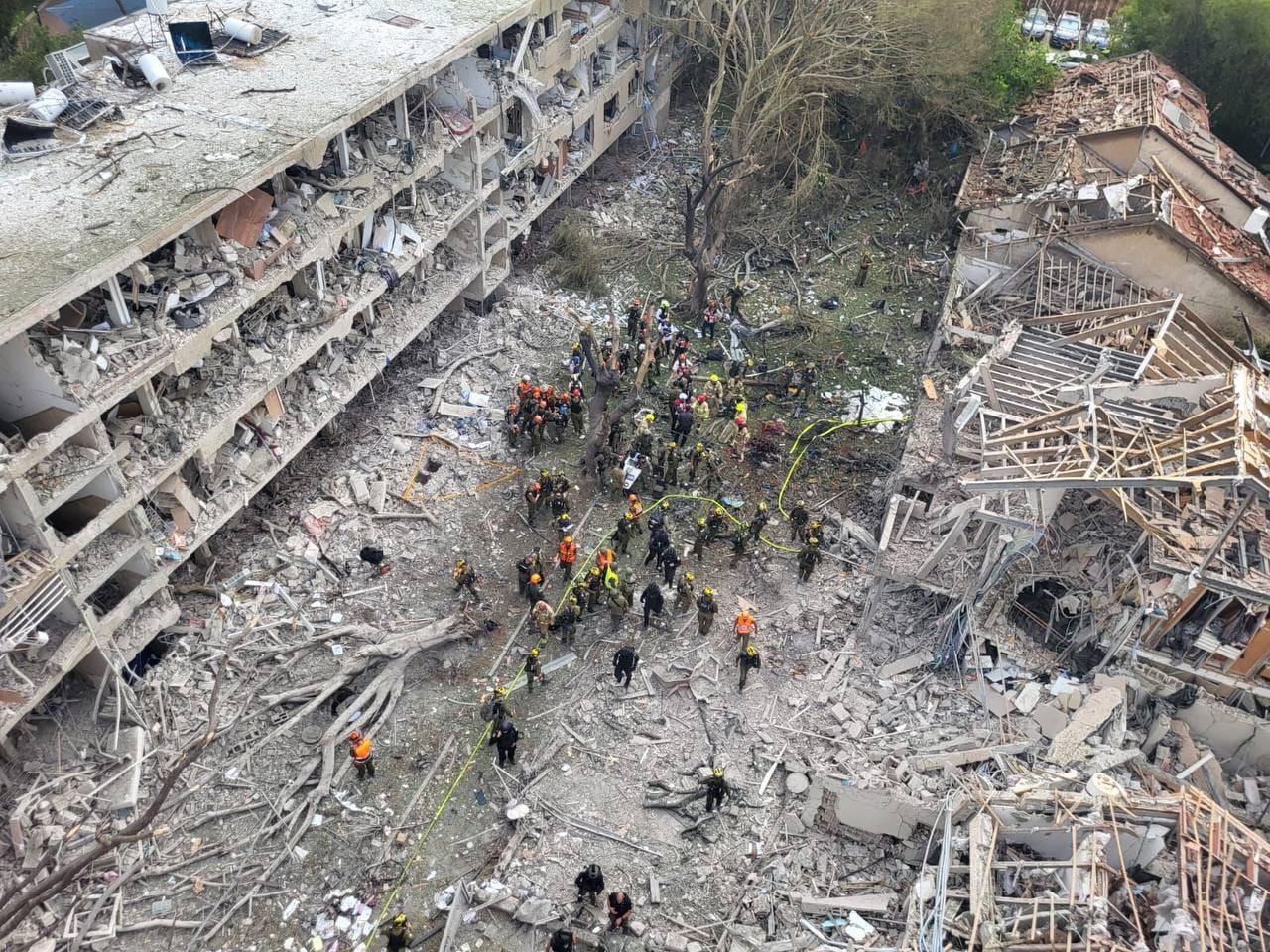 ئێران 30 مووشەکی ئاراستەی ئیسرائیل کرد