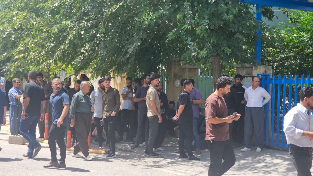 لە کاتی ڕاوەماسی لە هەڵەبجە تەقینەوەیەک ڕووی داوە و سێ کەس گیانیان لەدەست داوە