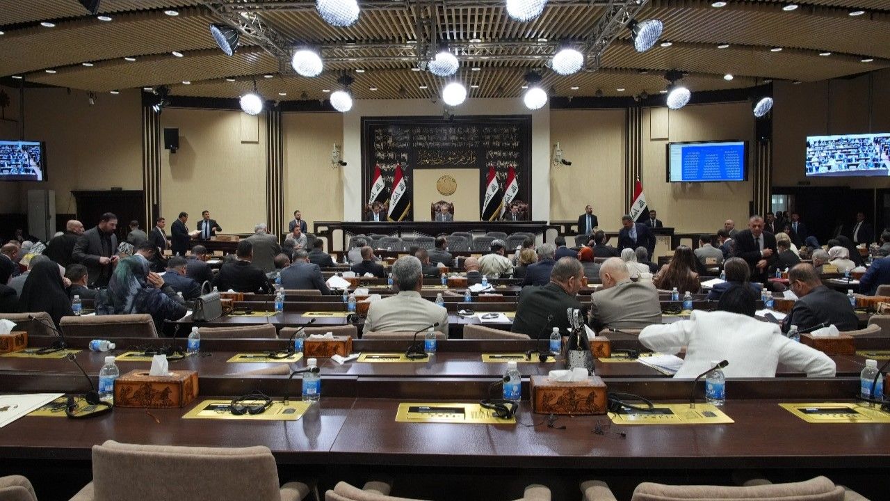 لیژنەی دارایی پەرلەمان داوای پەلەکردن لە ناردنی خشتەکانی بودجەی 2025 دەکات