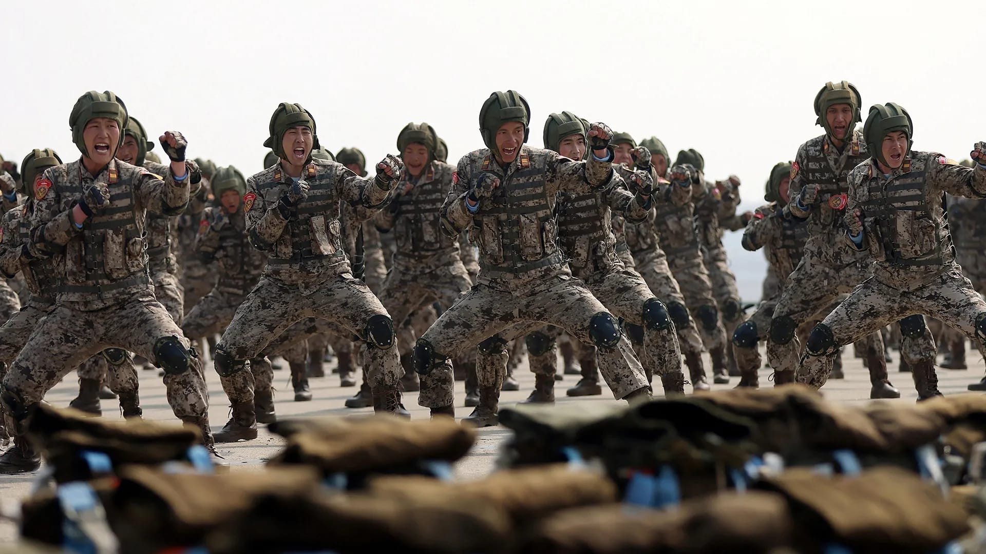 کۆریای باکوور هەزاران سەرباز ڕەوانەی ڕووسیا دەکات