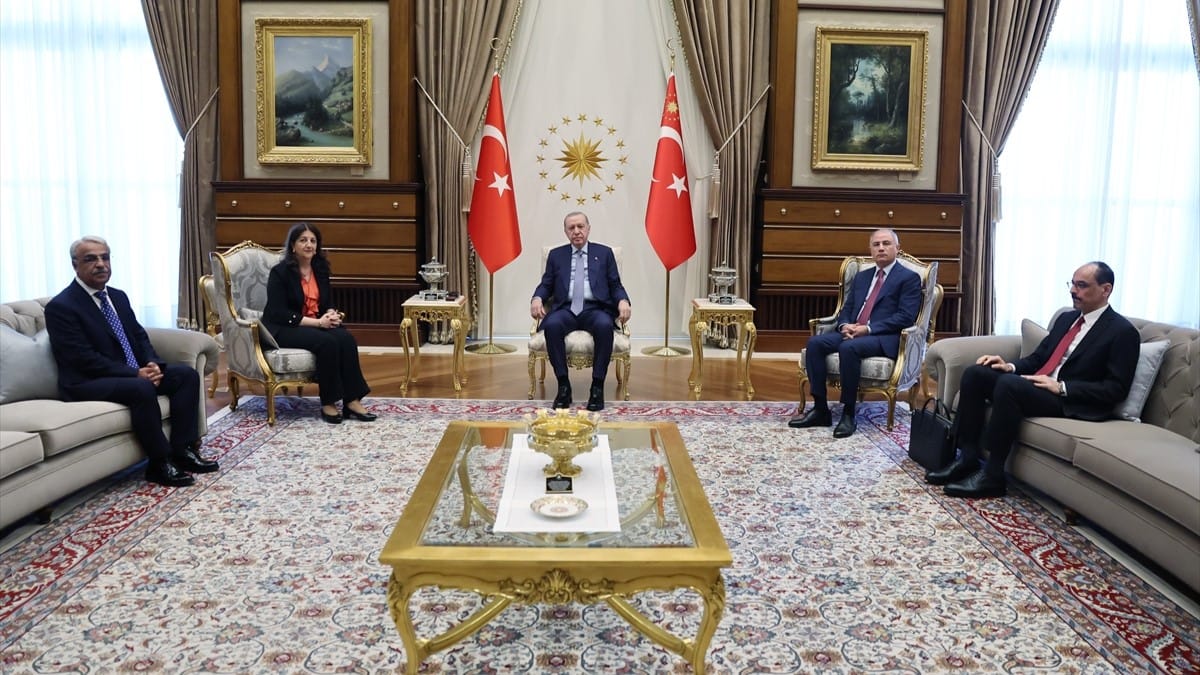 کۆبوونەوەی شاندی دەم پارتی لەگەڵ ئەردۆغان کۆتاییهات