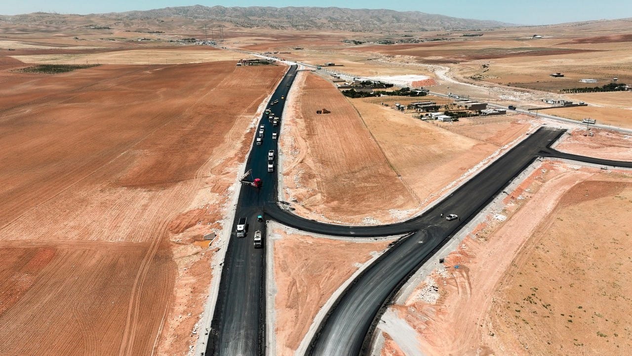 زیاتر لە دوو هەزار کەس لەڕێگای هەولێر - گۆمەسپان کار دەکەن