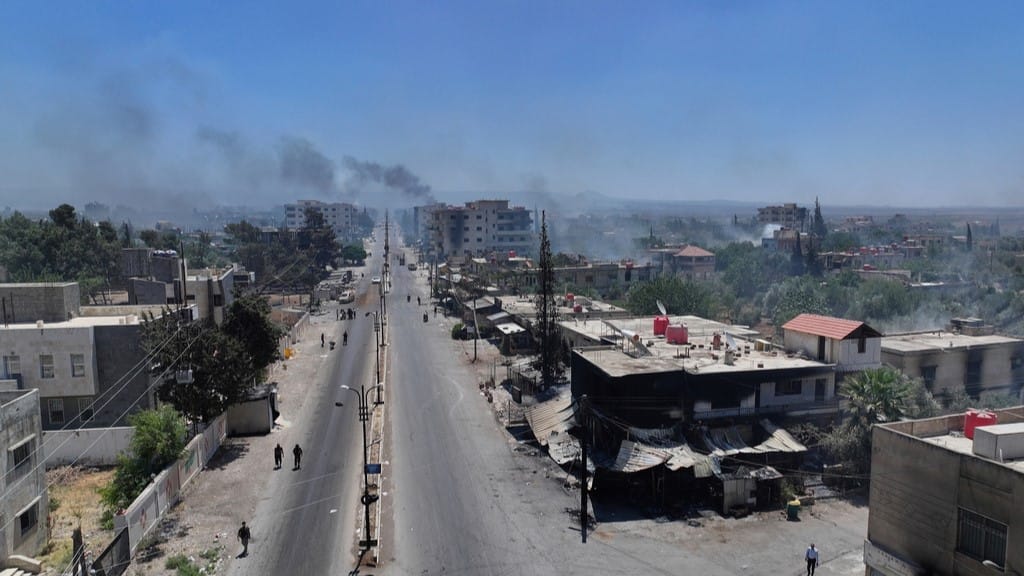 لە دەوروبەری شاری سوەیدا شەڕ لەنێوان خێلە بەدەوییەکان و چەکدارانی دروز ڕوودەدات