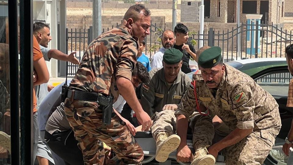 بەهۆی داڕمانی دیوارێک بەسەر هێزەکانی عێراق لە ئەنبار کەسێک گیانی لەدەستدا