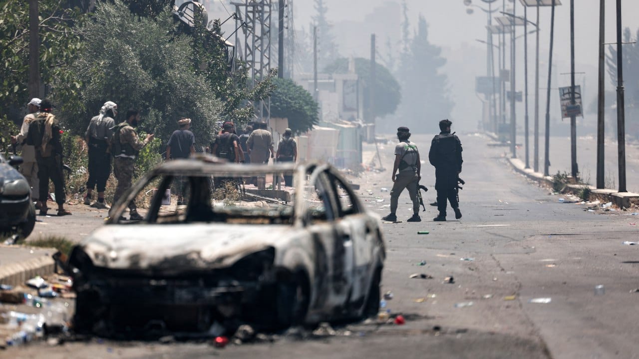 شەڕ و پێکدادان لە سوەیدا سەریهەڵدایەوە و پێشێلی ئاگربەست دەکرێت