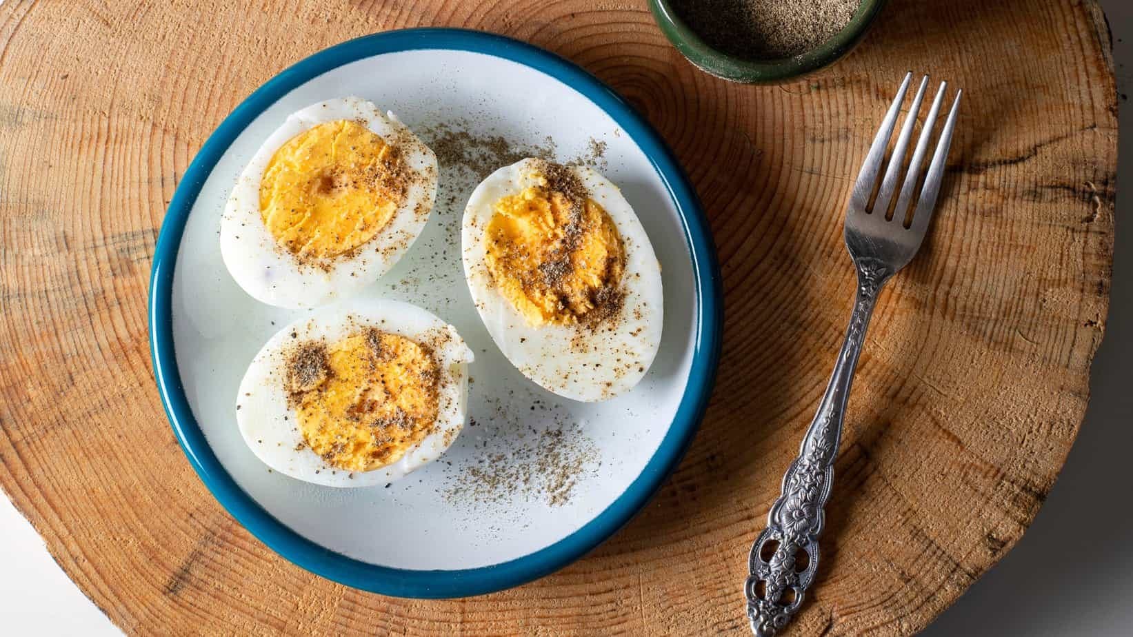 توێژینەوەیەک: هێلکە کۆڵیسترۆڵی زیانبەخشی نییە