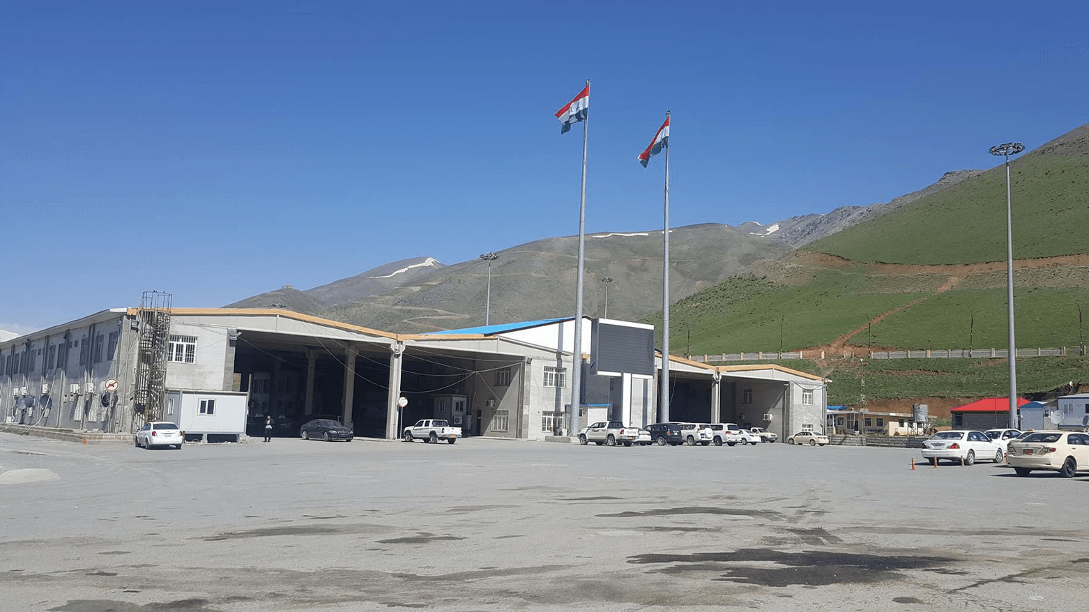 ئێران چەند دەروازەیەکی نوێ لە مەرزی نێودەوڵەتیی حاجی ئۆمەران دەکاتەوە