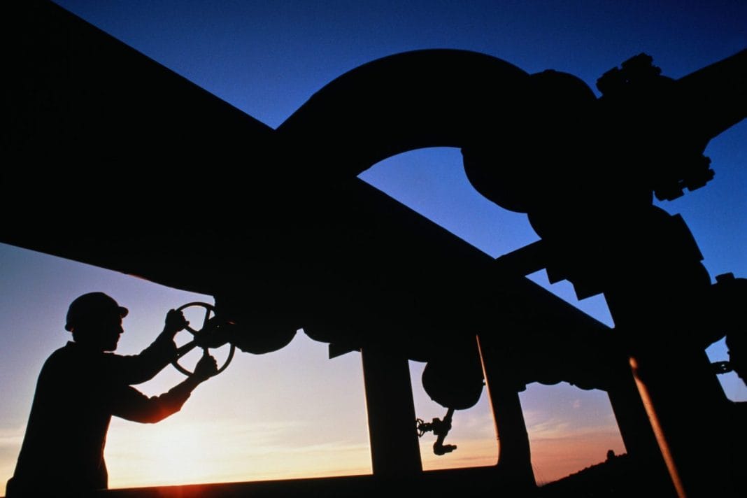 شارەزایەکی ئابووری: گرێبەستە غازییەکەی عێراق لەگەڵ کۆمپانیایەکی ئەمریکی بێ سوودە