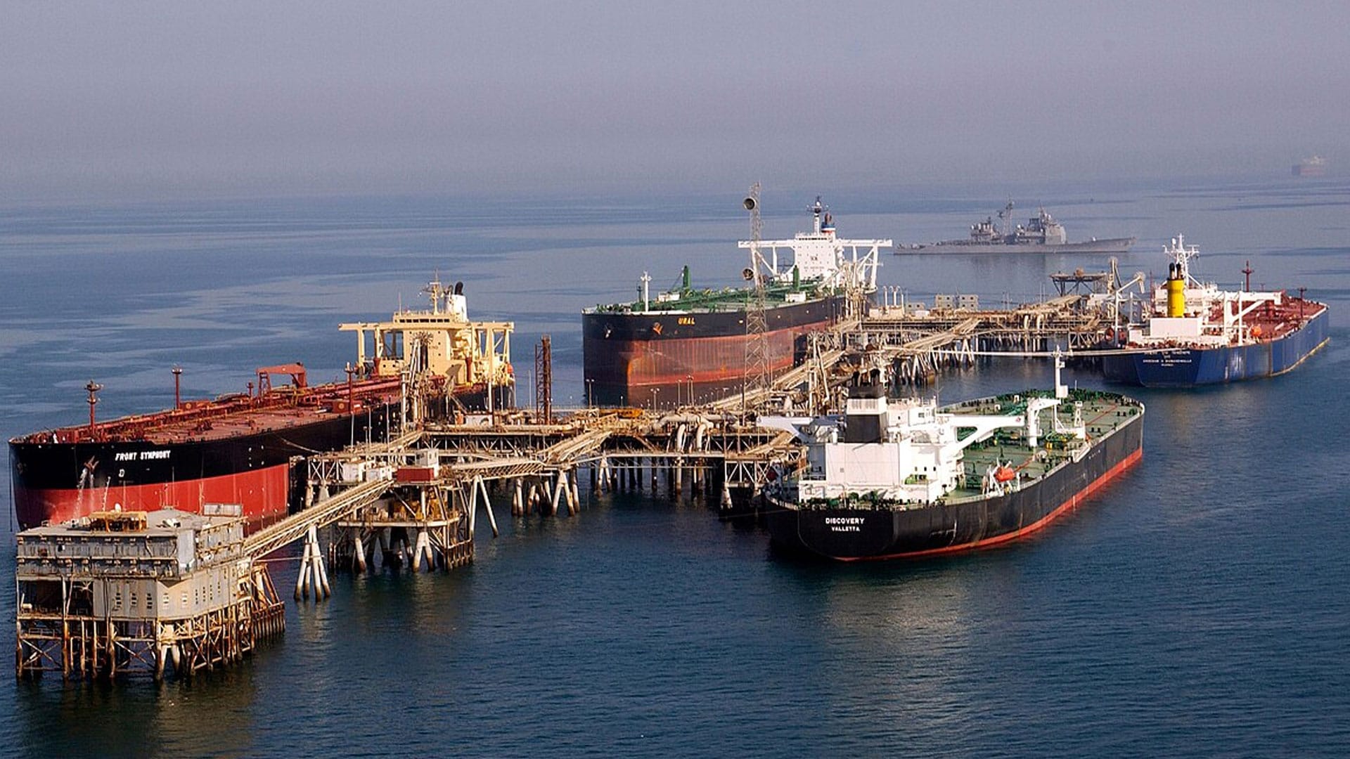 سۆمۆ بۆ یەکەمجار ئاشکرای دەکات لە بەسرە قاچاخچێتی بە نەوتەوە دەکرێت