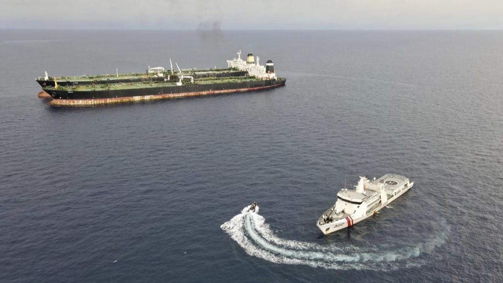 ئەمریکا گەورەترین پاکێجی سزاکانی دژی ئێران ڕاگەیاند