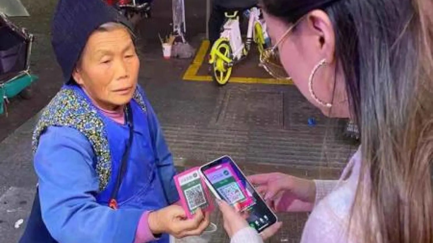 پەرەسەندنی تەکنەلۆژیا لە چین؛ سواڵکردنیش بووە بە ئەلیکترۆنی