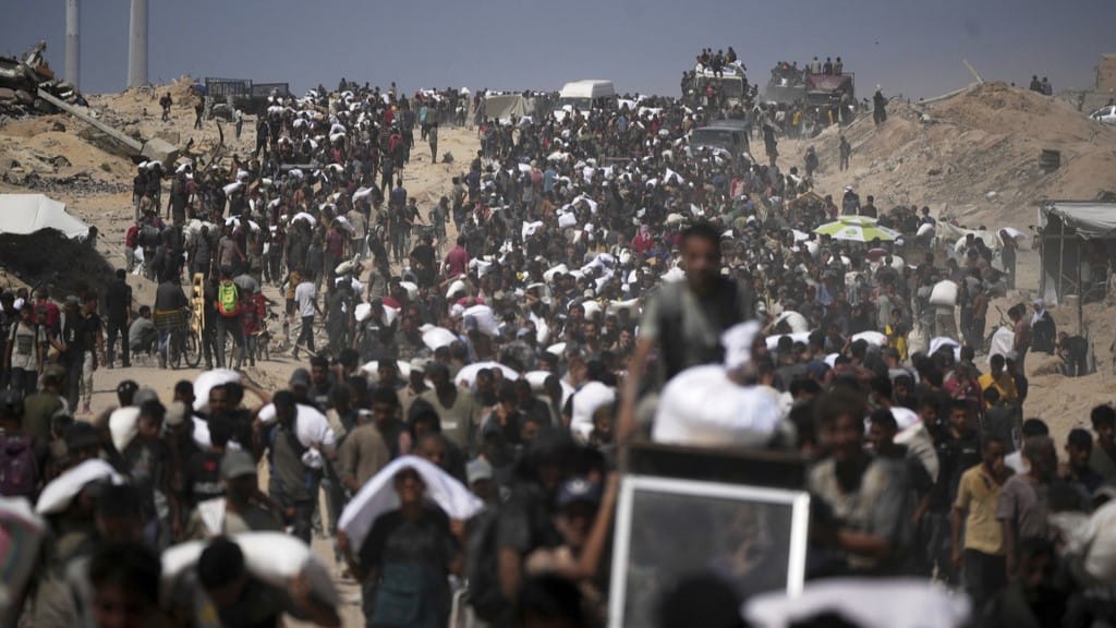 ئیسرائیل: تاوەکو بارمتەکان ئازاد نەکەین جەنگ ڕاناگرین