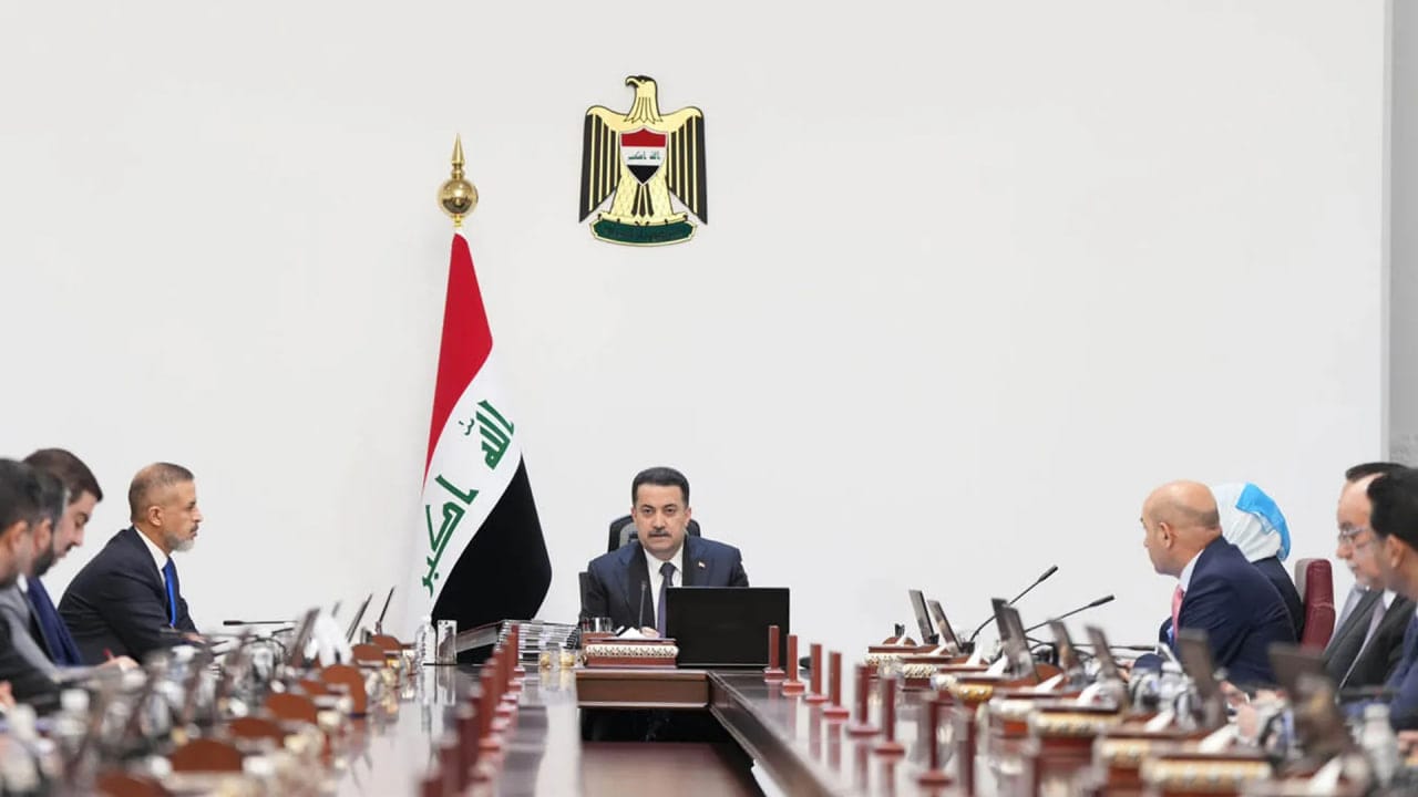 ئەنجوومەنی وەزیرانی عێراق ڕەنگی واژۆی بەرپرسان بەپێی پلەکانیان دیاری دەکات