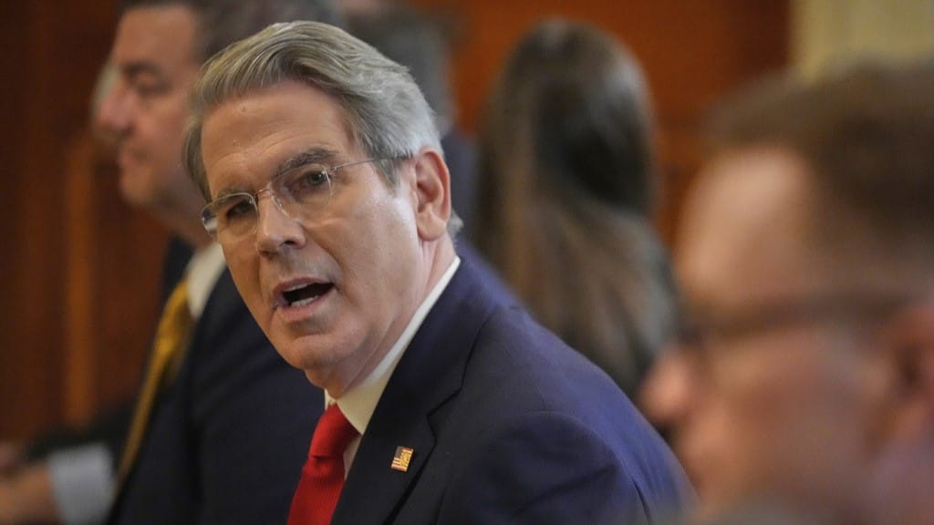 وەزیری گەنجینەی ئەمریکا: سزا بەسەر ڕووسیا دەسەپێنین