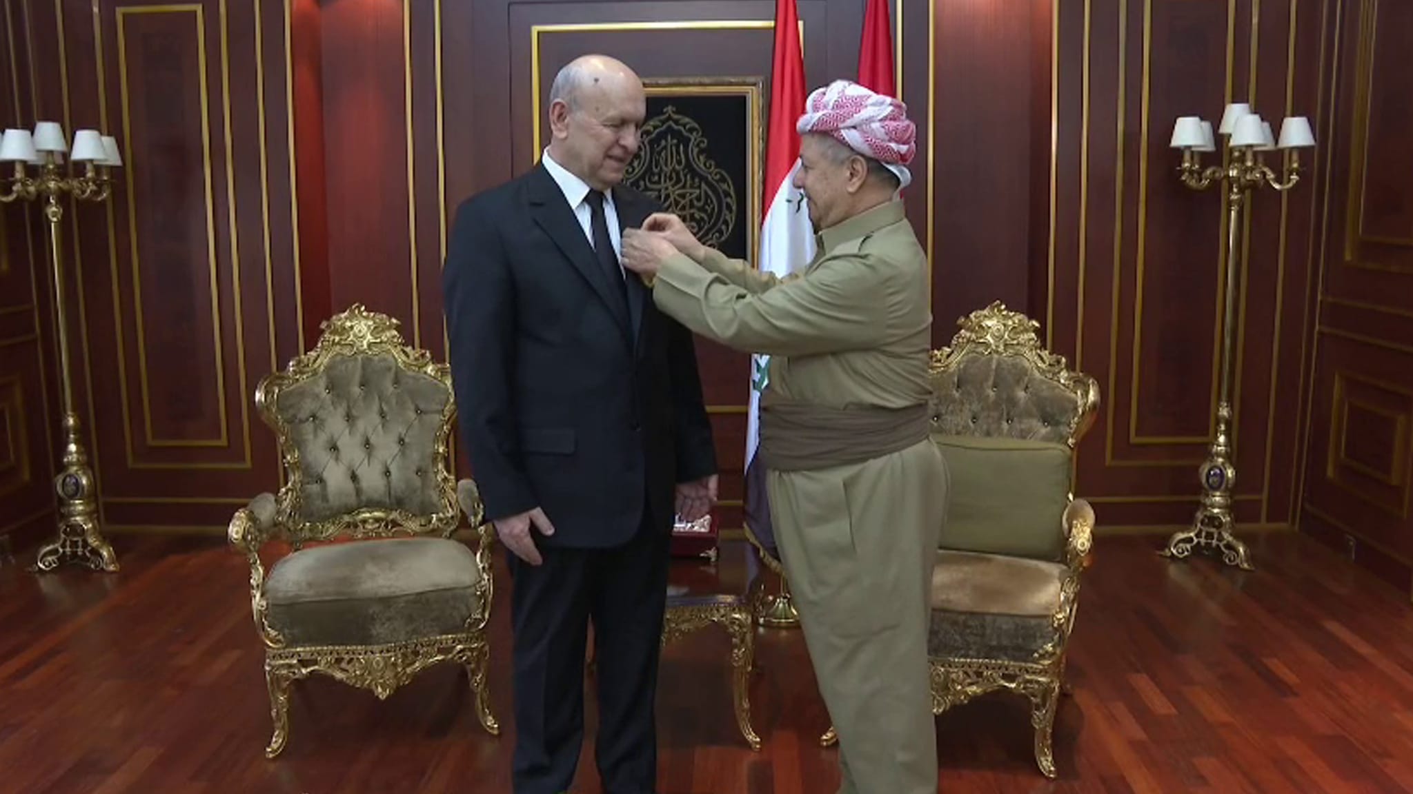 سەرۆک بارزانی "میدالیای بارزانی"ـی بە خالید خۆشناو بەخشی