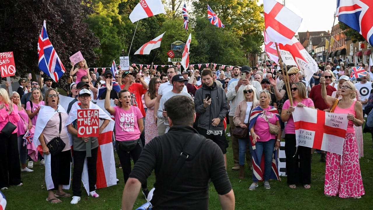 بەریتانیا بڕیارێک لەبارەی کۆچبەرانەوە دەدات