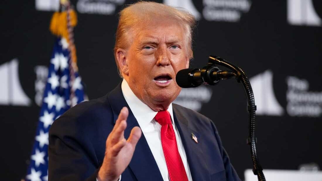 ترەمپ دوو هەفتە مۆڵەت دەداتە ڕووسیا و ئۆکراینا