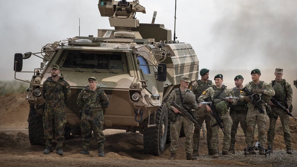 ئەڵمانیا پلانی هەیە خزمەتی سەربازی ناچاری بگەڕێنێتەوە