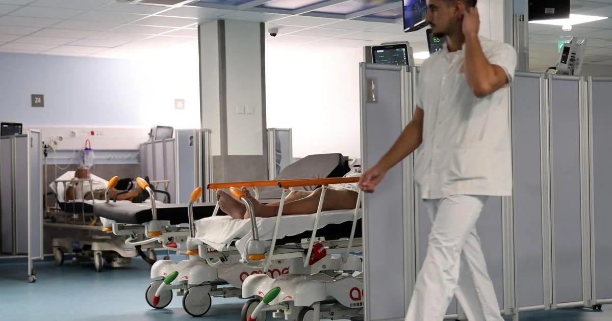 فەرەنسا بۆ نەخۆشخانەکانی وڵاتەکەی: ئامادەکاری بۆ ئەگەری جەنگ لە ئەوروپا بکەن