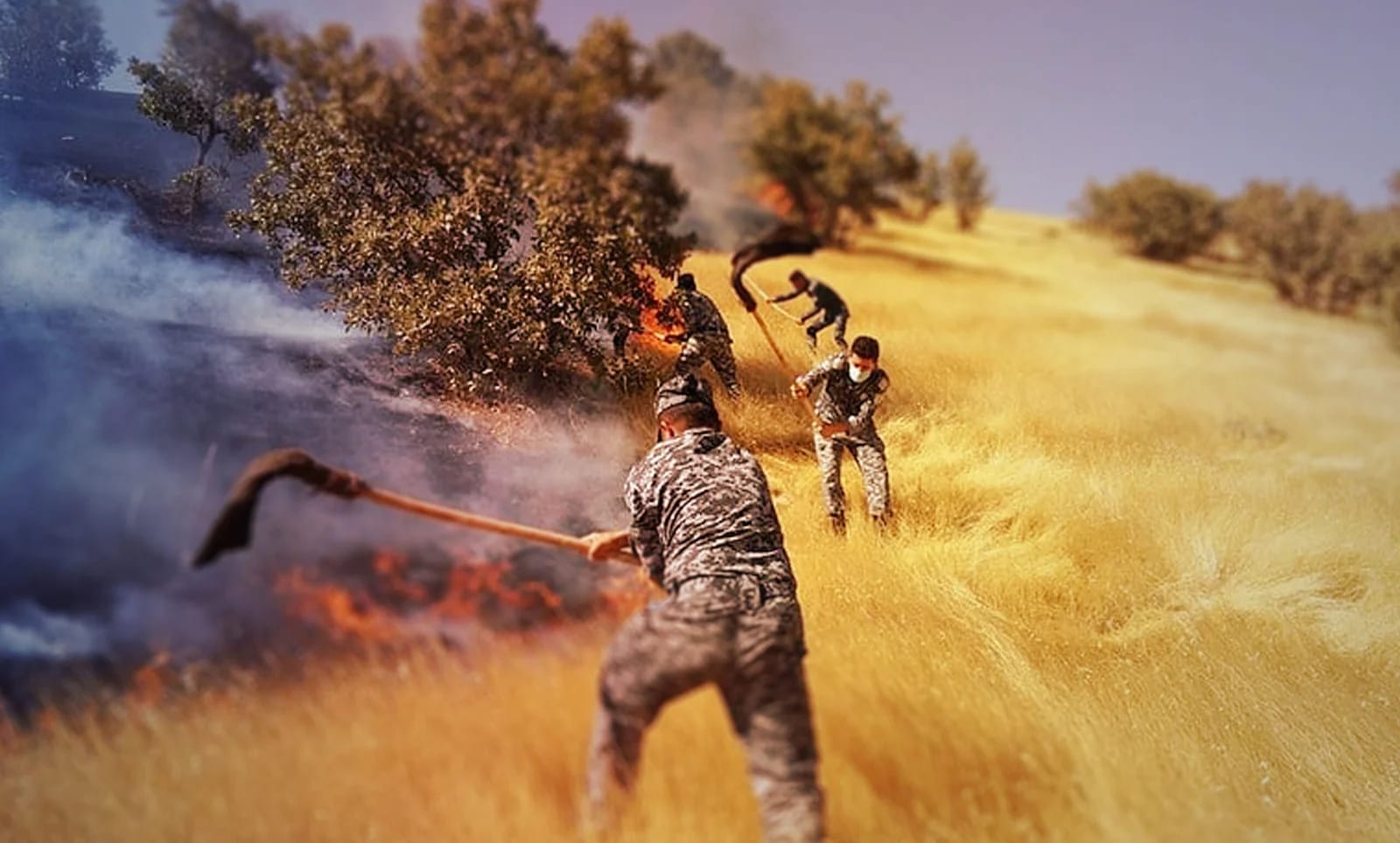 ئاگرەكەی پێنجوێن سەرهەڵدەداتەوە و دوو كەس دەسووتێنێت