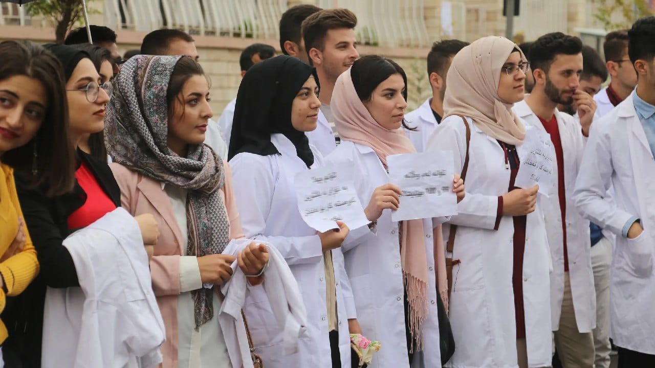 فەرمانی وەزاری بۆ بڕیاری دامەزراندنی دەرچووانی پزیشکی دەردەکرێت