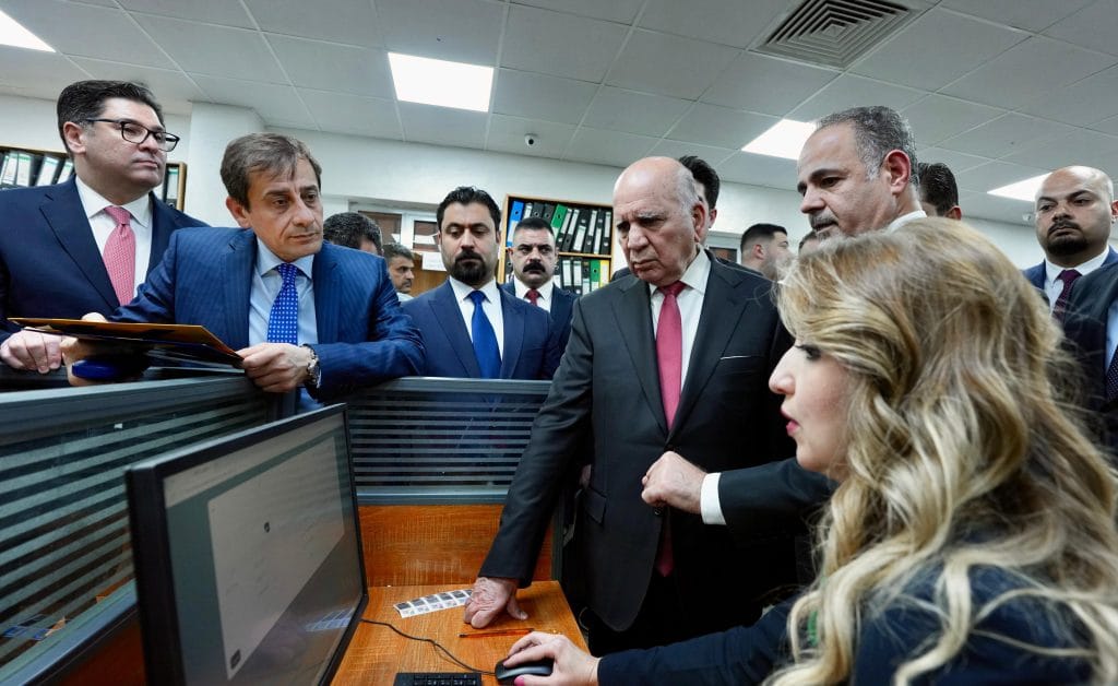 وەزیری دەرەوەی عێراق خزمەتگوزاری "ئاسانکاری" بۆ پەسەندکردنی بەڵگەنامەکان ڕادەگەیێنێت